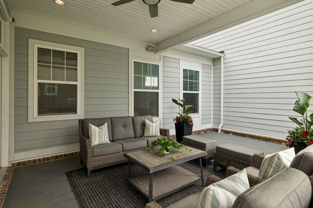 9560 Dresden Sq, Brentwood, TN 37027