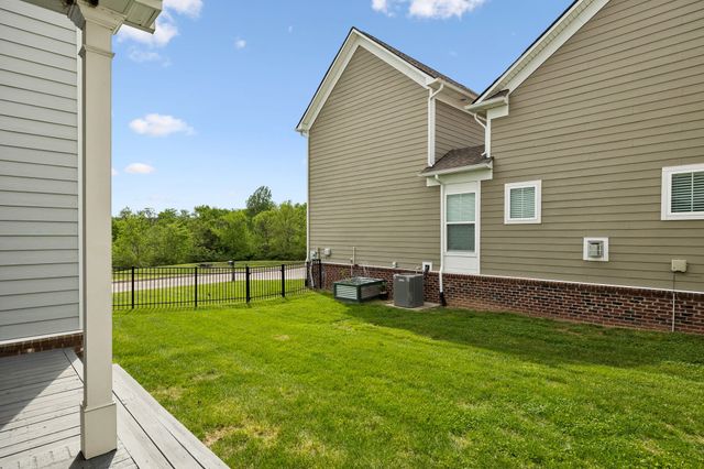 9560 Dresden Sq, Brentwood, TN 37027