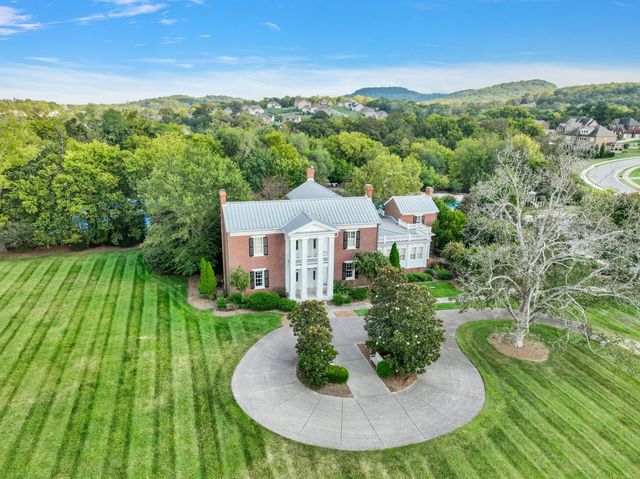 9560 Dresden Sq, Brentwood, TN 37027