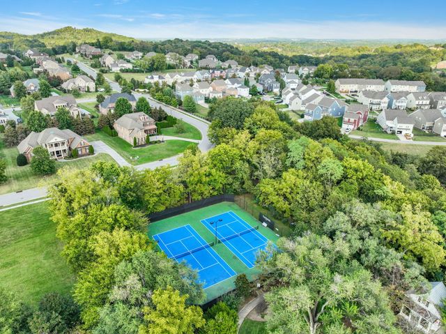 9560 Dresden Sq, Brentwood, TN 37027