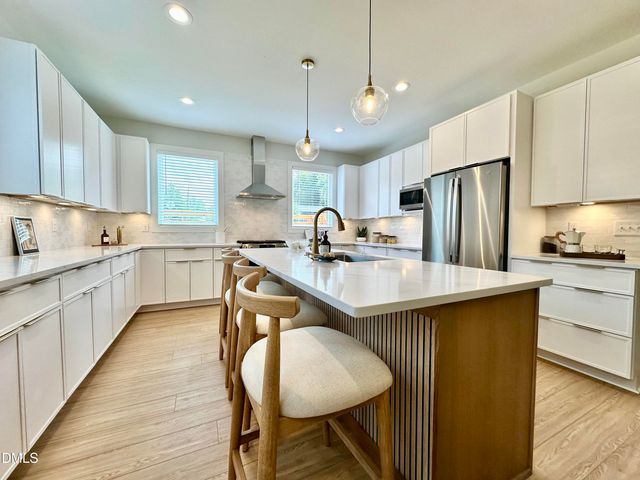 521 Coleman Street, Raleigh, NC 27610