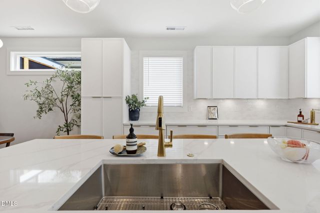 521 Coleman Street, Raleigh, NC 27610