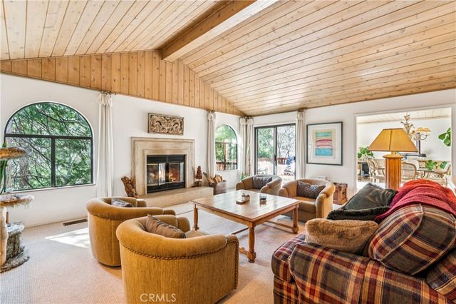 27391 Alpen, Lake Arrowhead, CA 92352