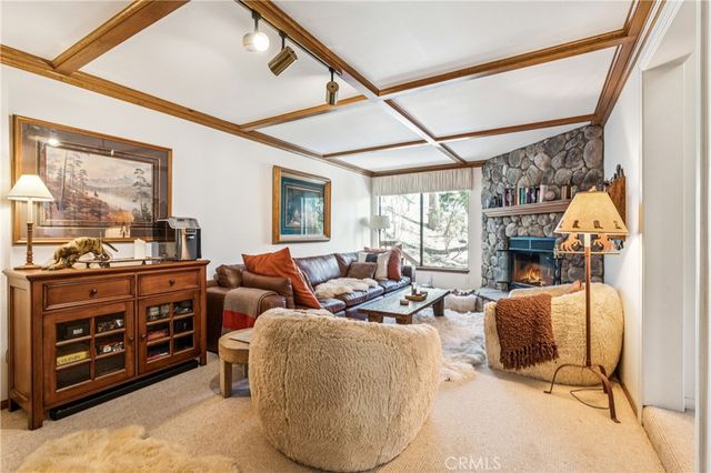 27391 Alpen, Lake Arrowhead, CA 92352