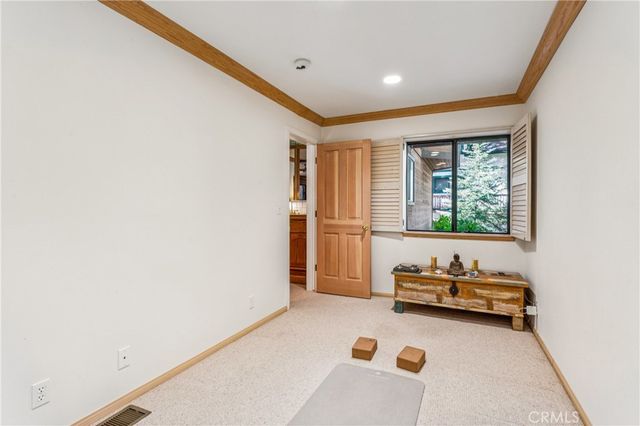 27391 Alpen, Lake Arrowhead, CA 92352