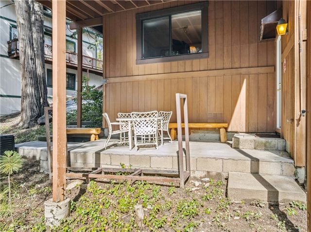 27391 Alpen, Lake Arrowhead, CA 92352