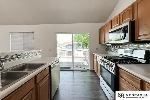 17832 Josephine Street, Omaha, NE 68136