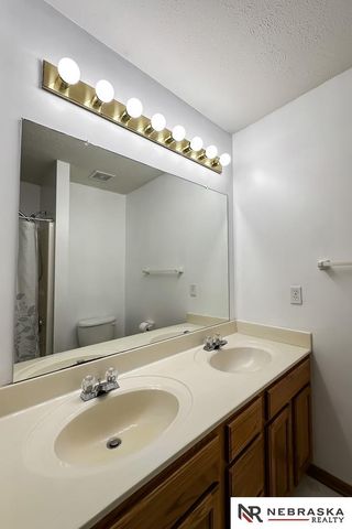 17832 Josephine Street, Omaha, NE 68136