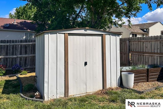 17832 Josephine Street, Omaha, NE 68136