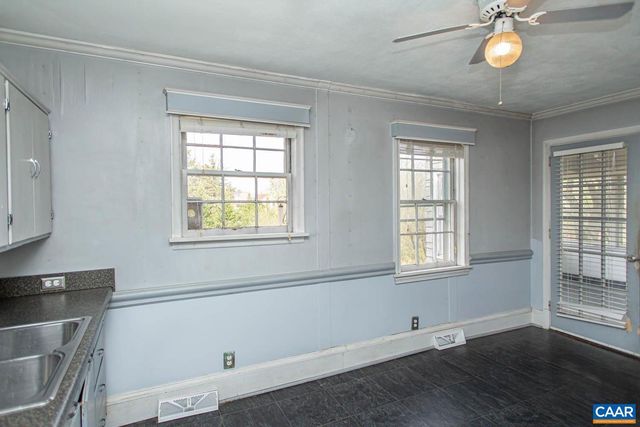 5930 RAILROAD AVE, Crozet, VA 22932