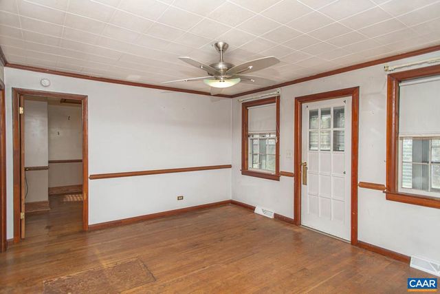 5930 RAILROAD AVE, Crozet, VA 22932