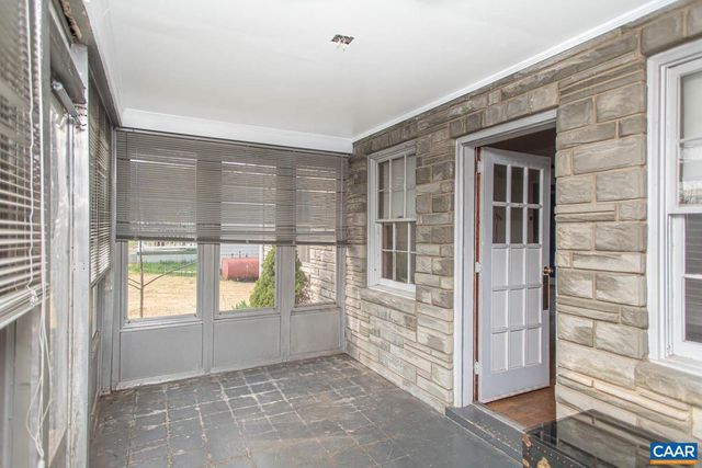 5930 RAILROAD AVE, Crozet, VA 22932