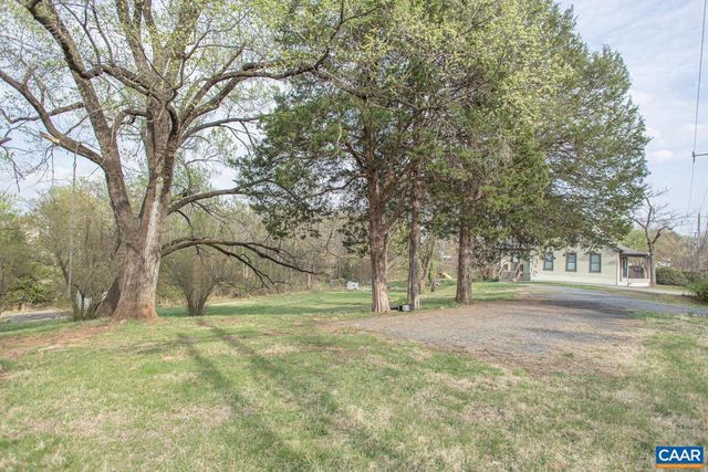 5930 RAILROAD AVE, Crozet, VA 22932