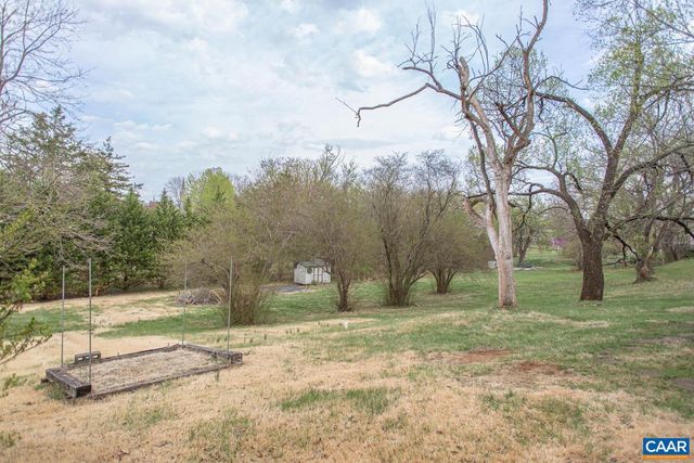 5930 RAILROAD AVE, Crozet, VA 22932