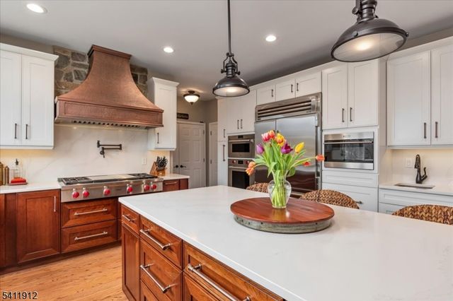 237 Musconetcong River Road, Lebanon Twp., NJ 07882