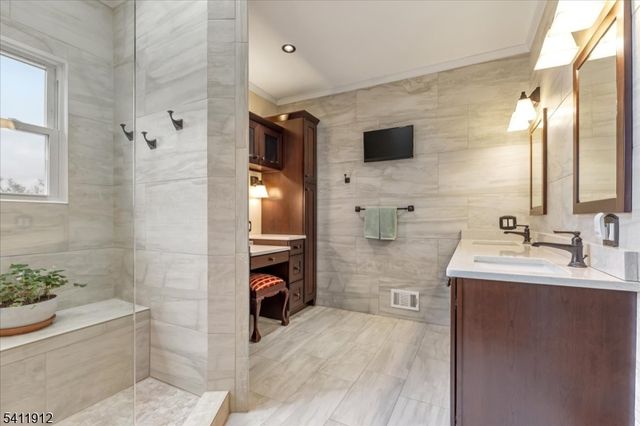 237 Musconetcong River Road, Lebanon Twp., NJ 07882