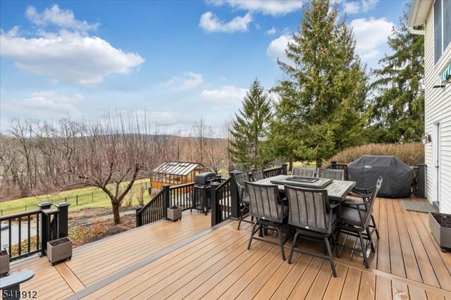 237 Musconetcong River Road, Lebanon Twp., NJ 07882