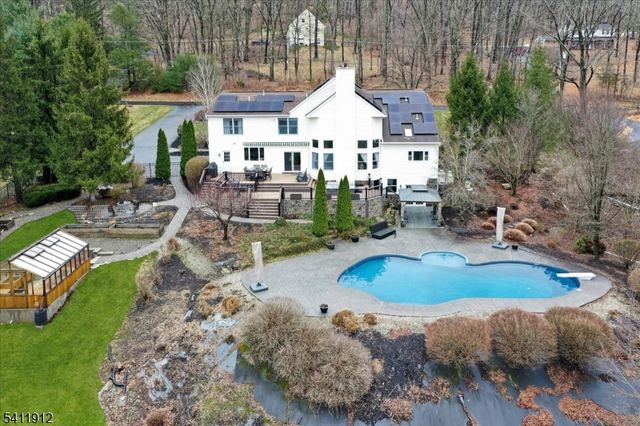 237 Musconetcong River Road, Lebanon Twp., NJ 07882