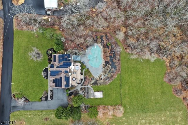 237 Musconetcong River Road, Lebanon Twp., NJ 07882