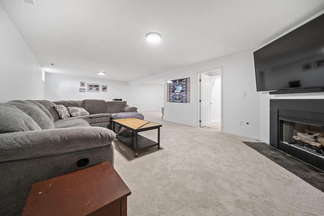 233 Bollingen, Blacklick, OH 43004