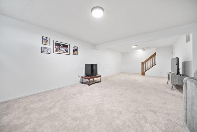 233 Bollingen, Blacklick, OH 43004