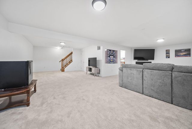 233 Bollingen, Blacklick, OH 43004