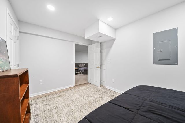 233 Bollingen, Blacklick, OH 43004
