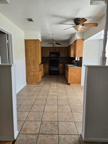 103 Spanish Oak CIR, Georgetown, TX 78628