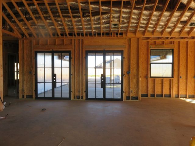 5605 E County Rd 95, Midland, TX 79706