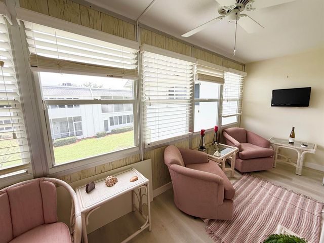 2880 Lake Osborne Drive 205, Lake Worth Beach, FL 33461