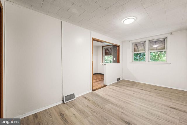 245 W 21ST ST, Chester, PA 19013