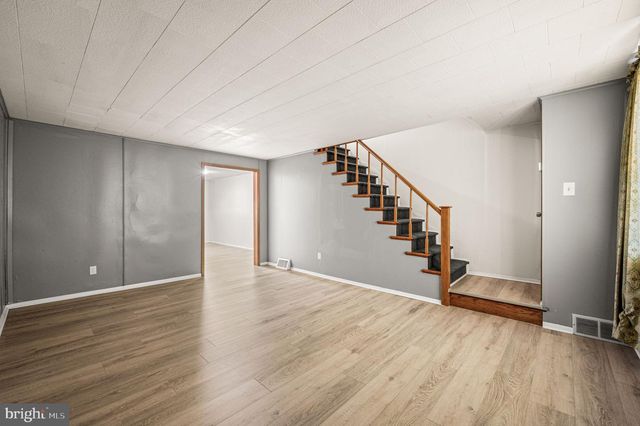 245 W 21ST ST, Chester, PA 19013
