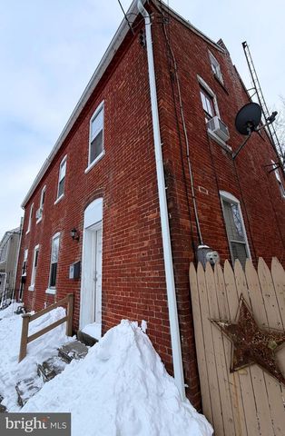 29 W GRAMBY ST, Manheim, PA 17545