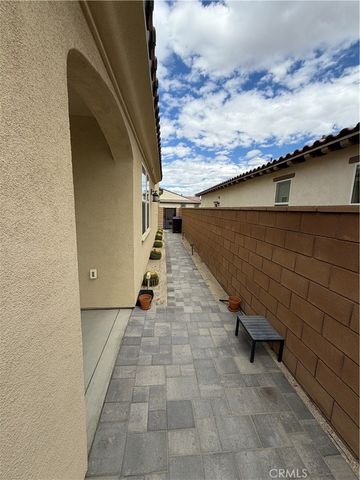 79699 Via San Mateo, La Quinta, CA 92253