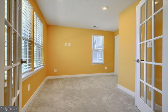 7113 FOUNDRY ST, Baltimore, MD 21222