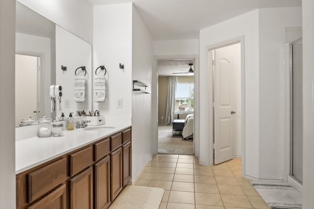 2508 Glen Hollow Drive, Lancaster, TX 75134