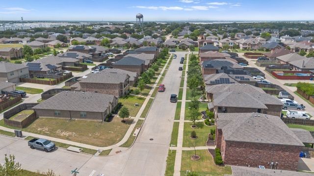 2508 Glen Hollow Drive, Lancaster, TX 75134