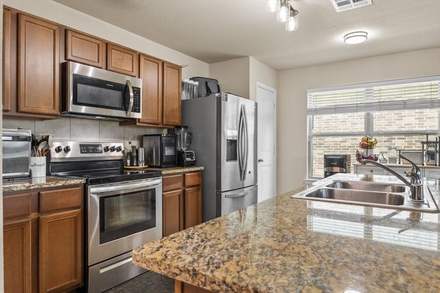 2508 Glen Hollow Drive, Lancaster, TX 75134