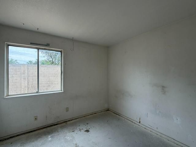 1299 Moonlight Dr, Ceres, CA 95307
