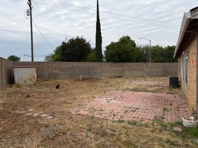 1299 Moonlight Dr, Ceres, CA 95307