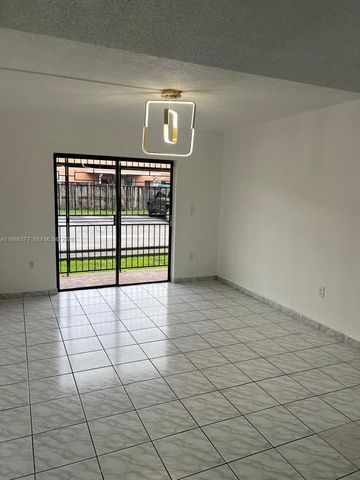 8095 NW 8th St 103, Miami, FL 33126