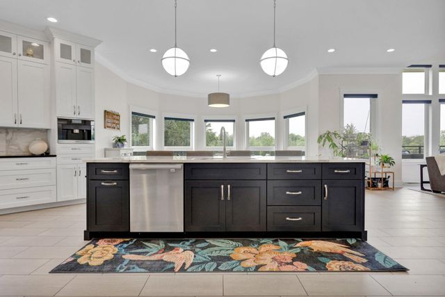 7074 S Ainger Road, Walton Twp, MI 49076