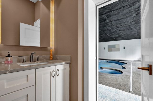 7074 S Ainger Road, Walton Twp, MI 49076