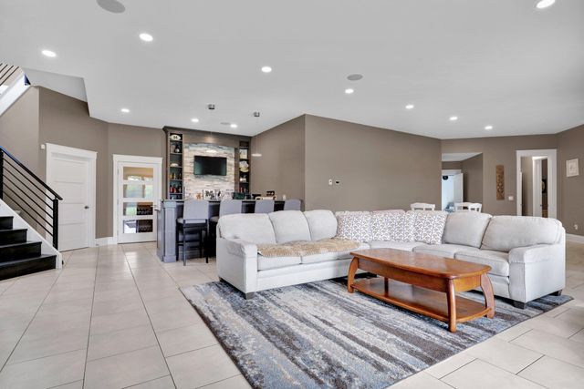 7074 S Ainger Road, Walton Twp, MI 49076