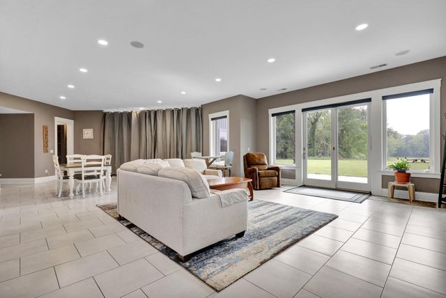 7074 S Ainger Road, Walton Twp, MI 49076