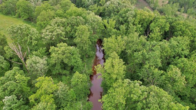 7074 S Ainger Road, Walton Twp, MI 49076