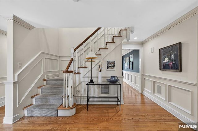 241 Avondale Road, Ridgewood, NJ 07450