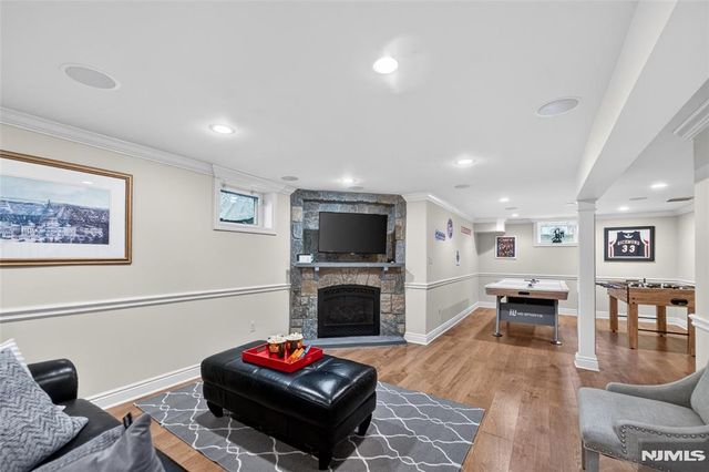 241 Avondale Road, Ridgewood, NJ 07450