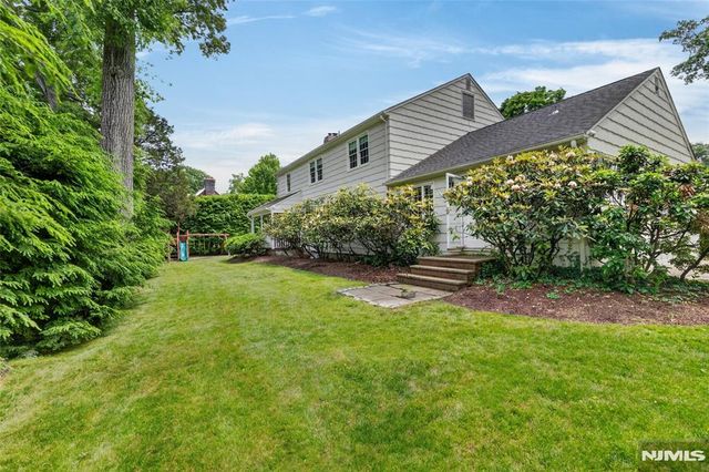 241 Avondale Road, Ridgewood, NJ 07450