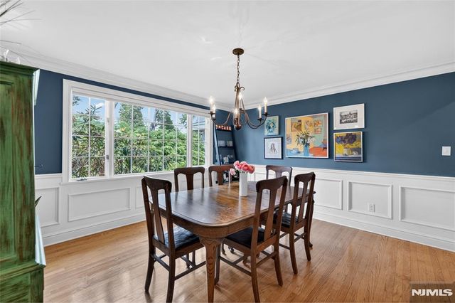 241 Avondale Road, Ridgewood, NJ 07450